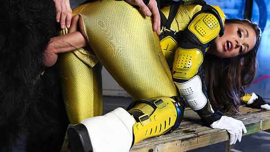 Порно пародия на \"Могучие Рейнджеры\" Часть 4