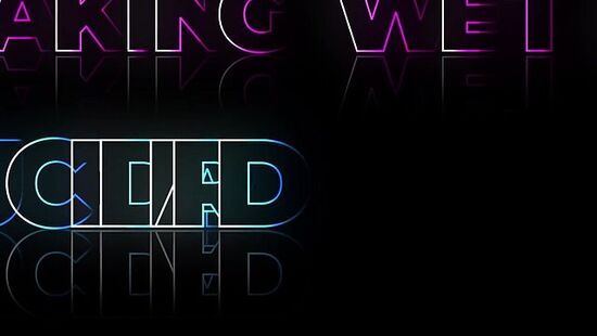 Angela White трахается в душе с накачанным соседом