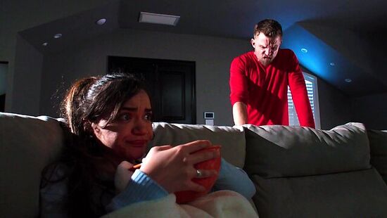 Порно измена - Старшая сестра трахнула моего парня!