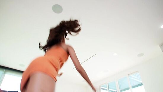 Не удовлетворенные жены насшли себе нового любовника соседа!