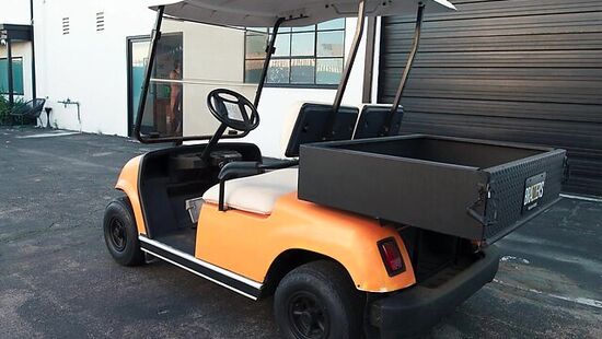 Мужик накормил грудастую блонду своей горячей спермой