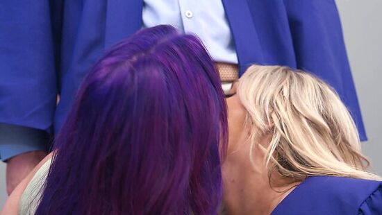 Студенты устроили оргию в студии звукозаписи