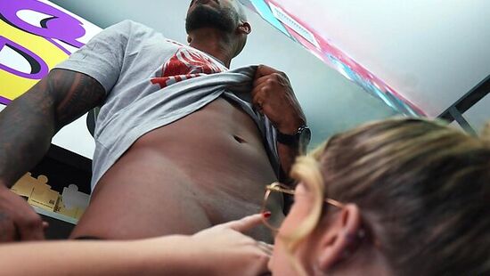 Brazzers - МЖМ в магазине с Ashley Alexander