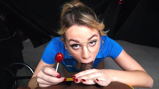 Brazzers - МЖМ в магазине с Ashley Alexander