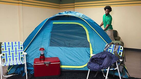 Жестко присадил её большую жопу на свой член