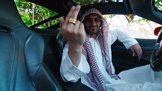 Порно Brazzers в дубаях с красоткой Maddy Oreilly